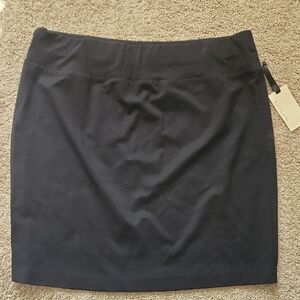 Classic Black Women's Skirt Size Xl Brand New w/ tags.